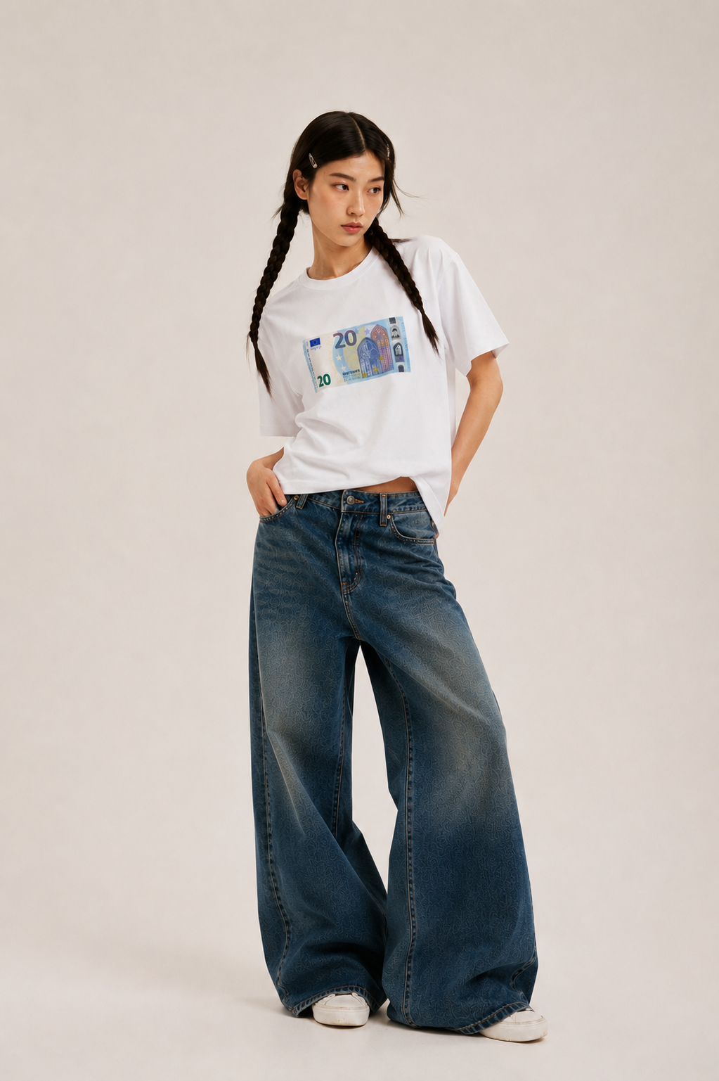 How to Style Oversized Graphic Tees